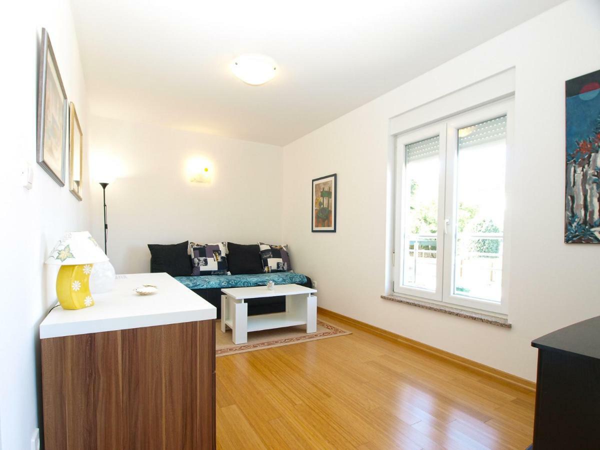 Apartments Majda 1932 파자나 외부 사진