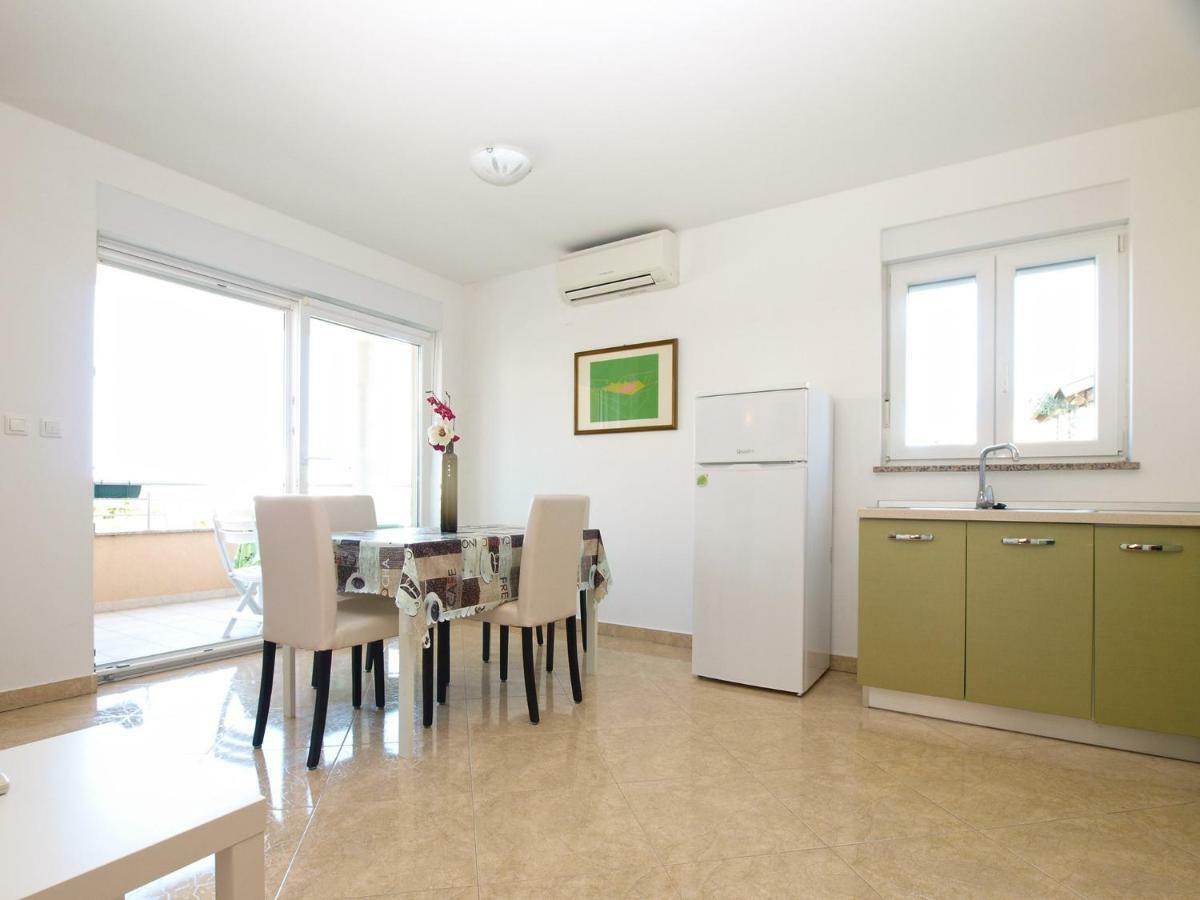 Apartments Majda 1932 파자나 외부 사진