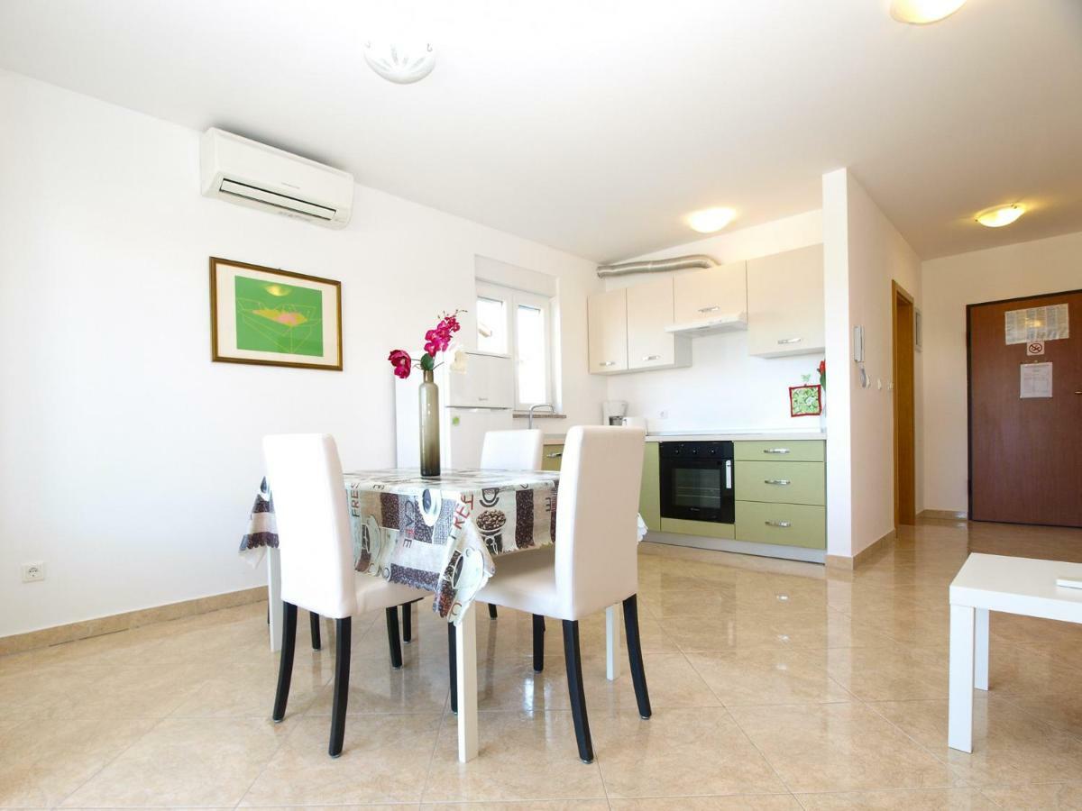 Apartments Majda 1932 파자나 외부 사진